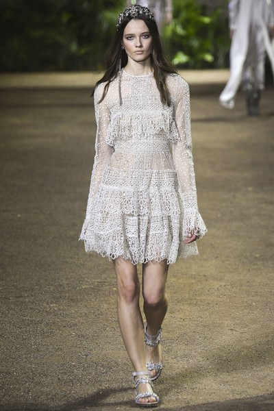 Elie Saab Spring Summer 2016 Collection at PFW